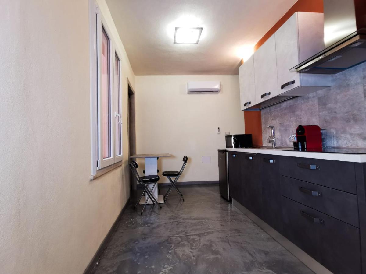 Via Cavour 19, Appartamento Del Conte Иглесиас Екстериор снимка